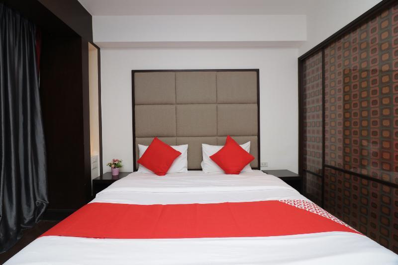 Oyo 115 Rich Boutique Hotel Ban Nong Khang Exterior photo