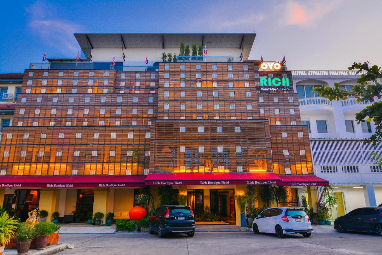 Oyo 115 Rich Boutique Hotel Ban Nong Khang Exterior photo